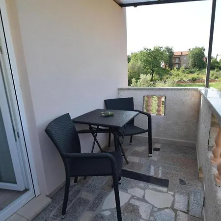 With A Parking Space Malinska, Krk - 19381 شقة