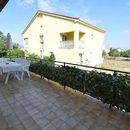 With A Parking Space Malinska, Krk - 19381 شقة مالينسكا